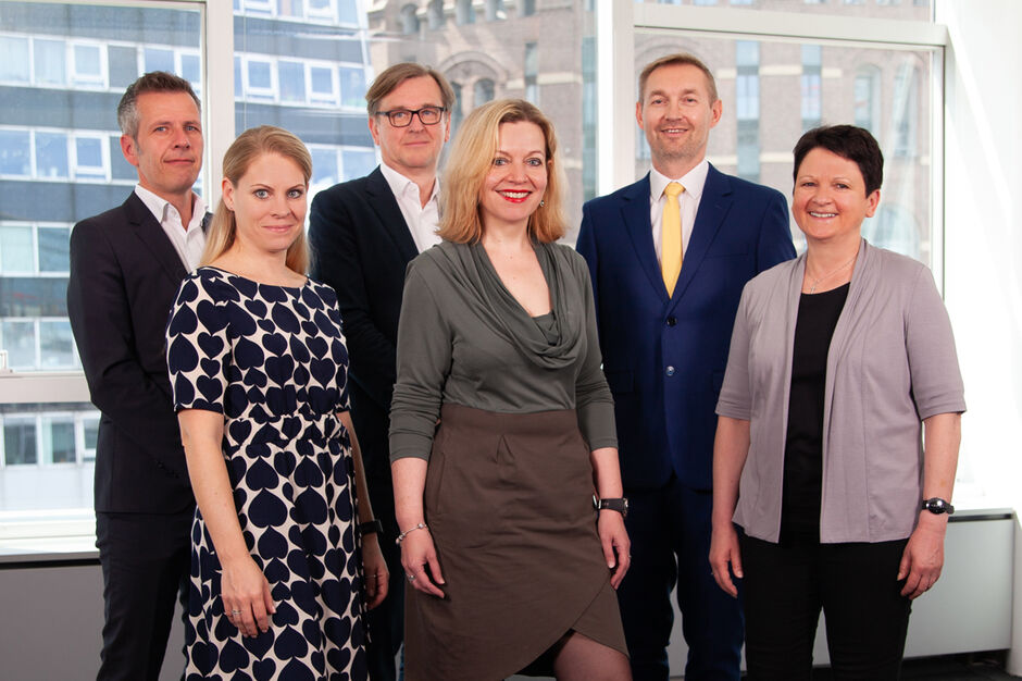 FSW-Geschäftsführerin Anita Bauer mit ihrem Team des strategischen Managements des FSW (Bild: FSW) FSW-Geschäftsführerin Anita Bauer mit ihrem Team des strategischen Managements des FSW (Bild: FSW)